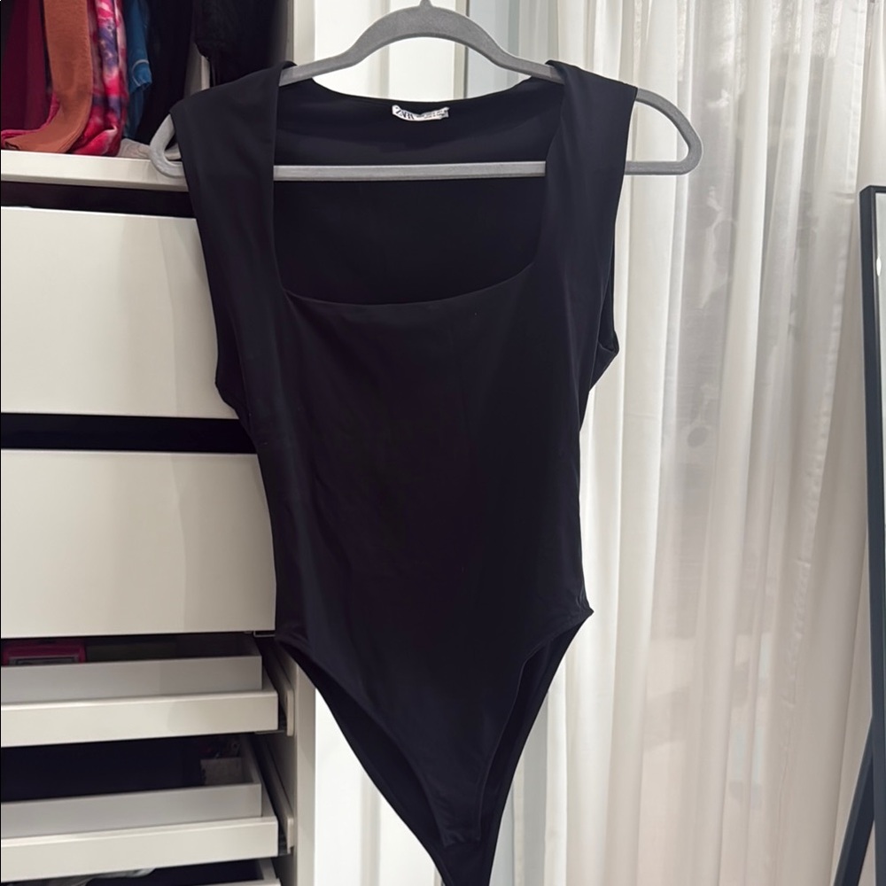 Black Sleeveless Bodysuit